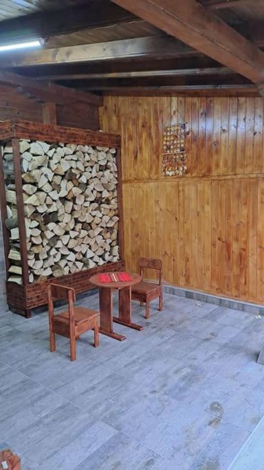 Къща Под Наем-Нощувки Targowischte Exterior foto