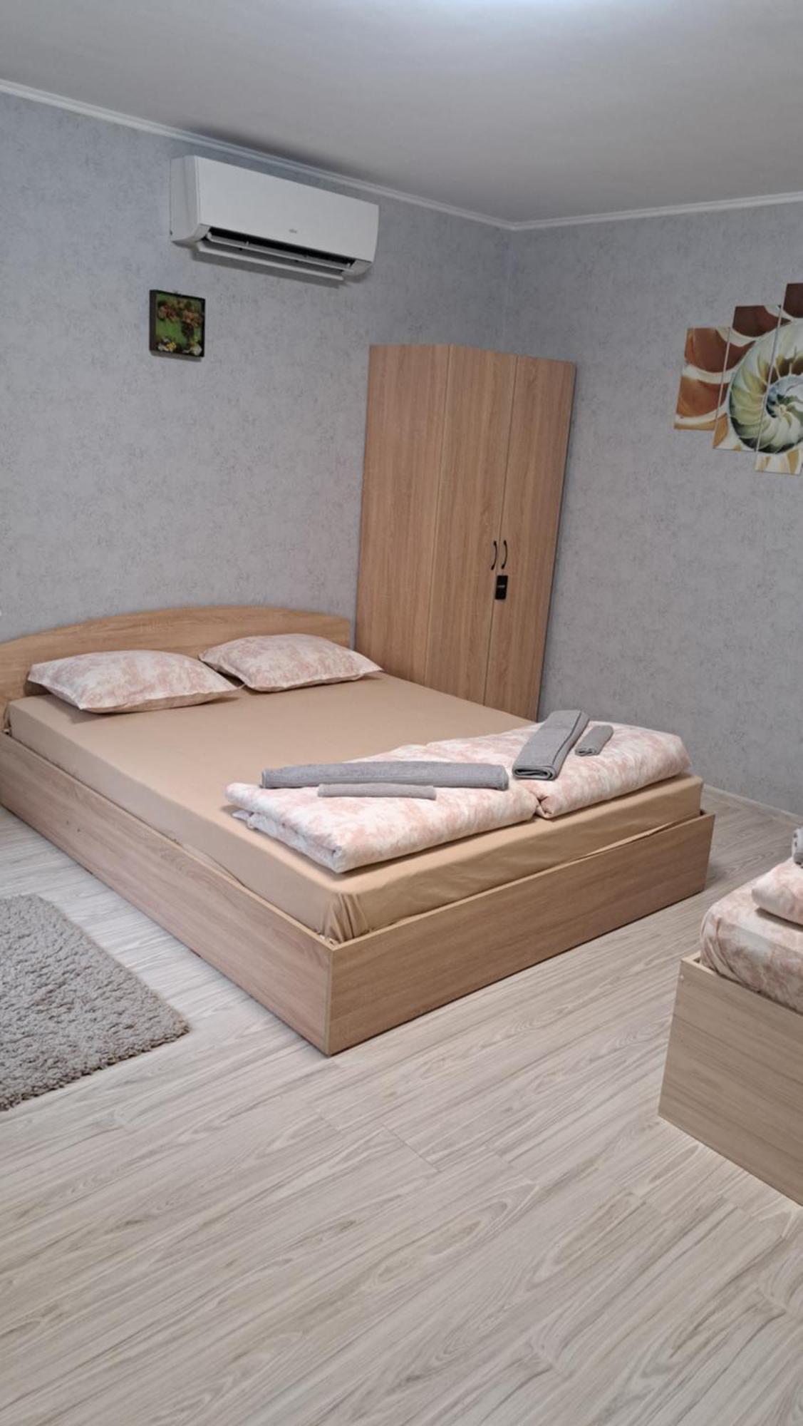 Къща Под Наем-Нощувки Targowischte Exterior foto